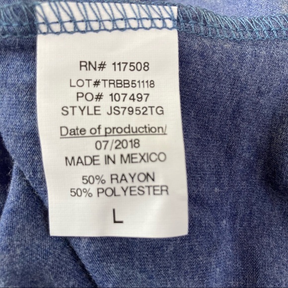 CRISS CROSS Blue V neck T shirt Womens Medium - Picture 12 of 15